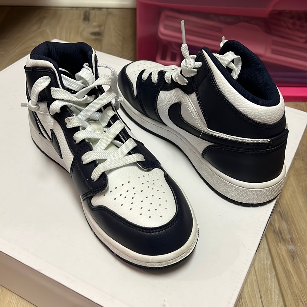 nike air mids